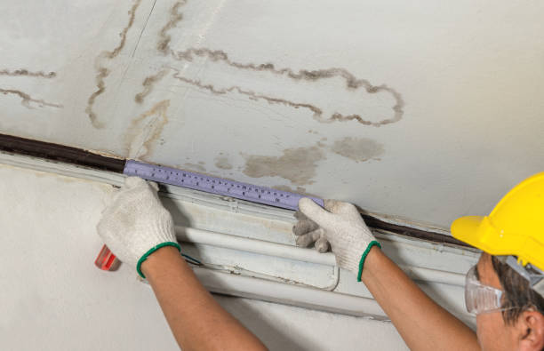 Reliable Flood Cleanup contractor in Tyndall, SD by Water Damage Irwin